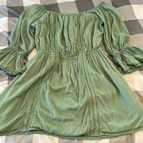 Tularosa Aritzia Luna Green Off The Shoulder Ruffle Mini Dress sz M - Picture 9 of 13